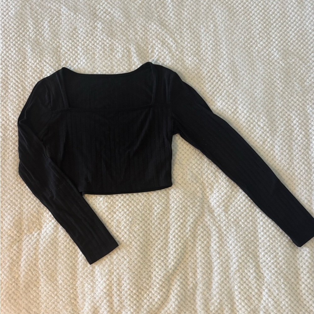SHEIN Black Long Sleeve Crop Top